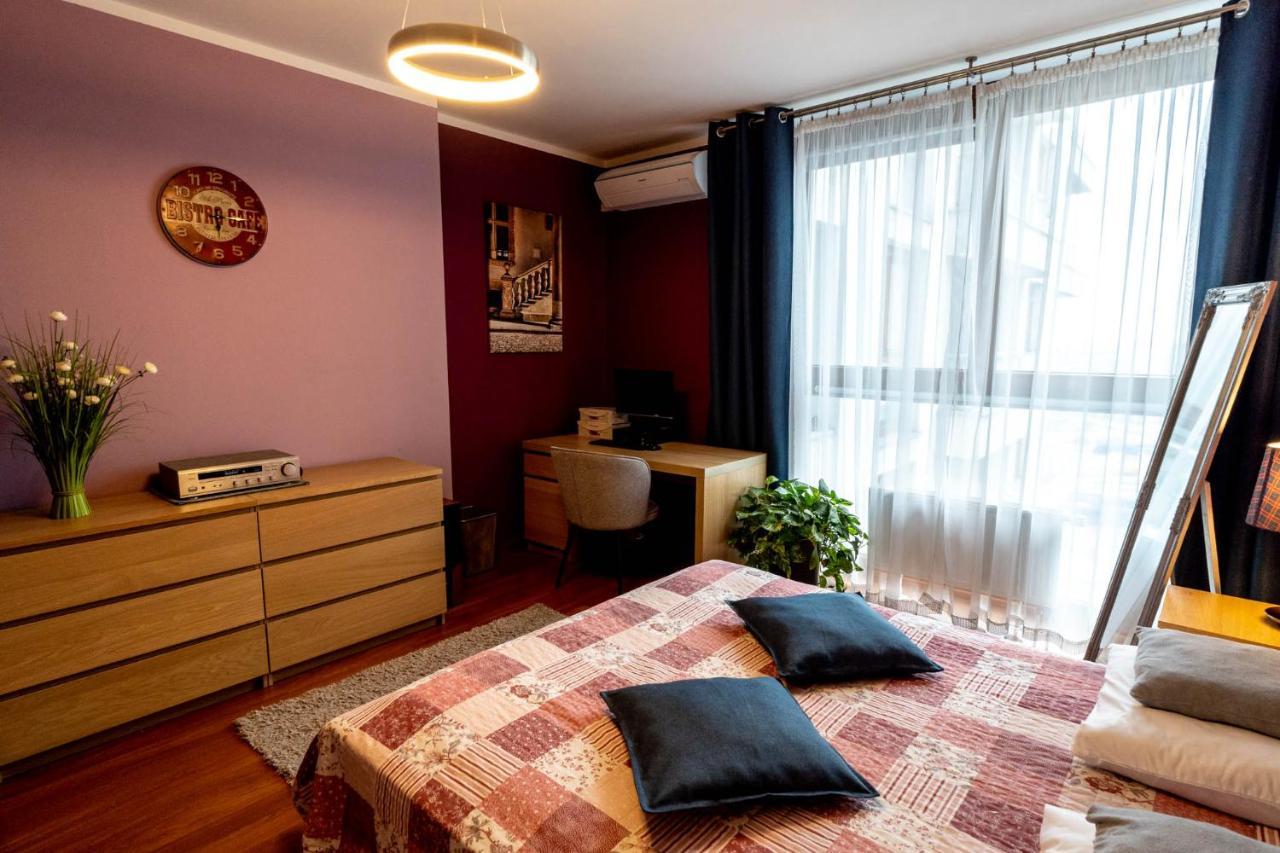 Torre Verona Apartment - 70M2, Terrace, Garage Krakow Luaran gambar