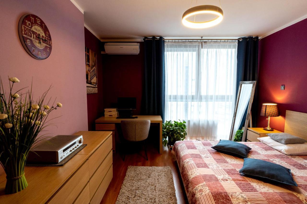 Torre Verona Apartment - 70M2, Terrace, Garage Krakow Luaran gambar