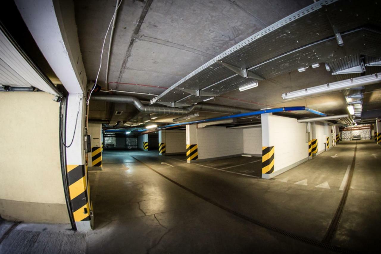 Torre Verona Apartment - 70M2, Terrace, Garage Krakow Luaran gambar