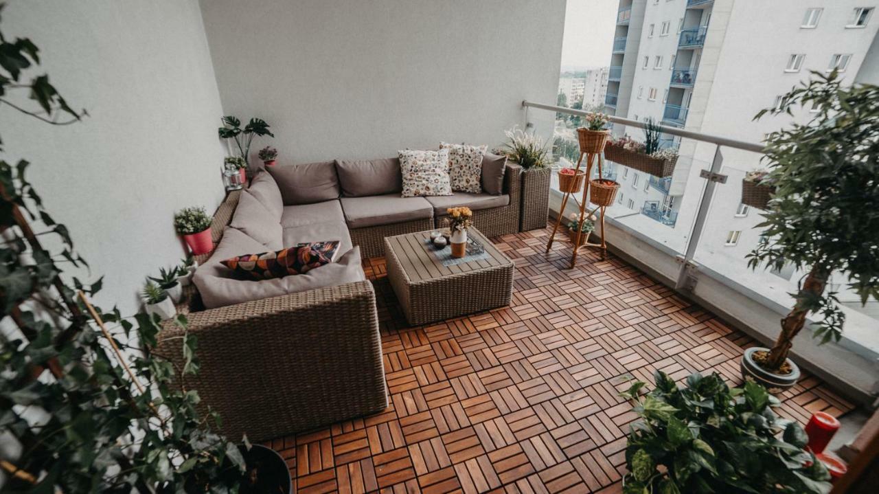 Torre Verona Apartment - 70M2, Terrace, Garage Krakow Luaran gambar